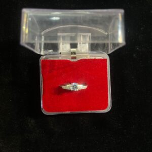 Women Semi – Pericous Stone Rings