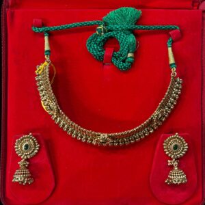 Women Chokers